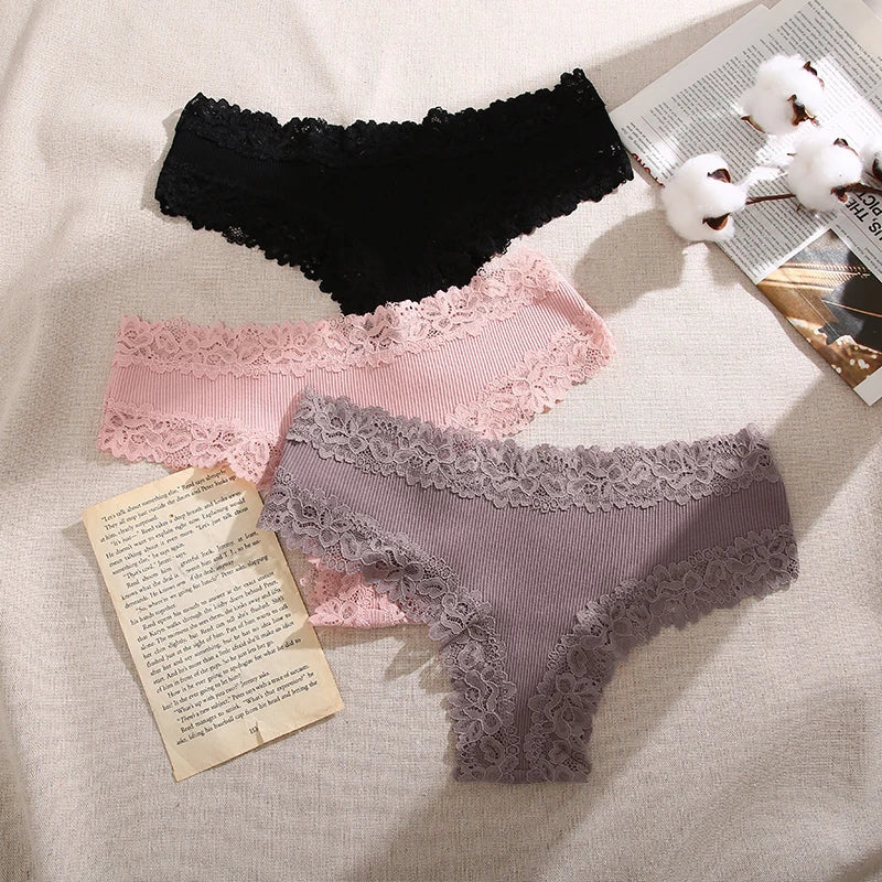 Lace Seamless Brazilian Pantie