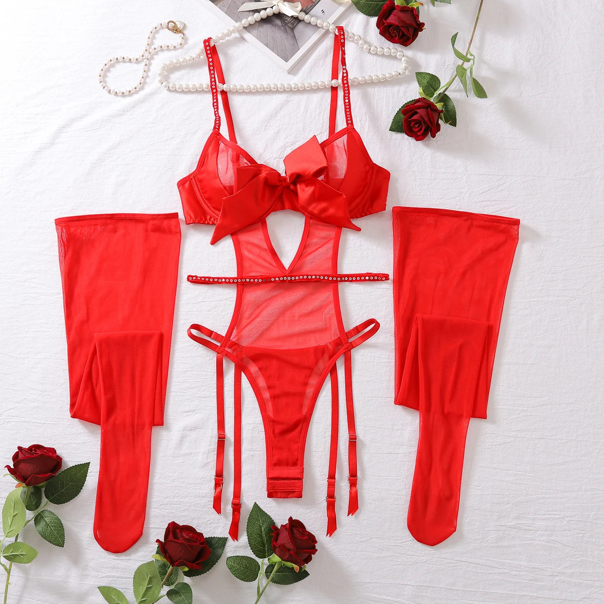 Pearl Kiss Lingerie Set